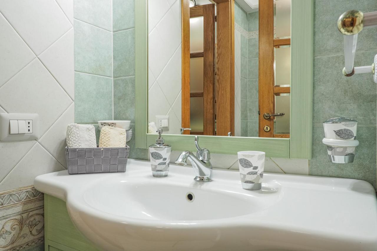 オルビアSaint Simplicio Houseアパートメント エクステリア 写真